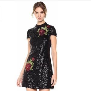 BEBÉ SEQUIN T SHIRT DRESS